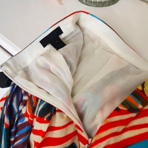 J.Crew Colorful Geometric Pattern Skirt Size 4 Collegiate Preppy - Picture 7 of 9